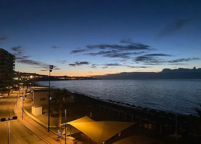 Fuengirola, Primera Linea De Playa Апартаменты