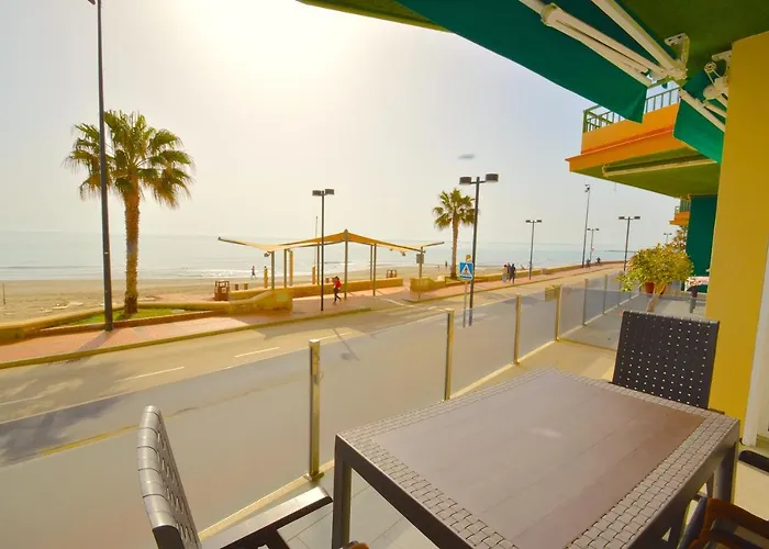 Fuengirola, Primera Linea De Playa Фуэнхирола