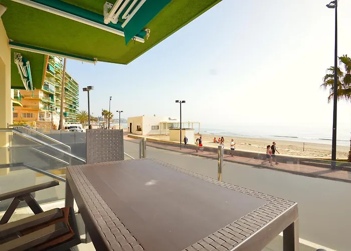 Fuengirola, Primera Linea De Playa * Фуэнхирола