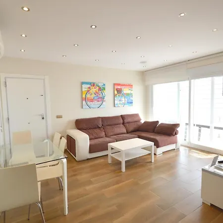 Fuengirola, Primera Linea De Playa * فوينخيرولا