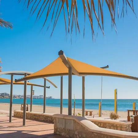 Fuengirola, Primera Linea De Playa شقة