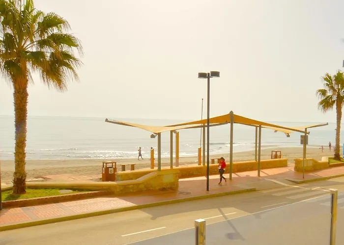 Fuengirola, Primera Linea De Playa Apartamento