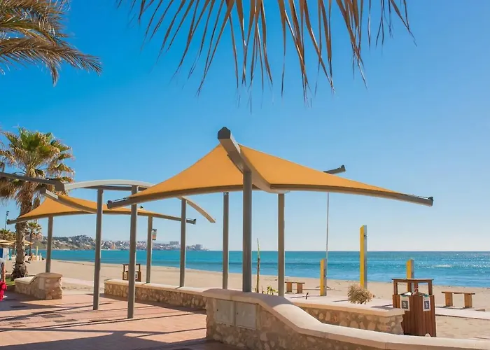 Fuengirola, Primera Linea De Playa Apartamento